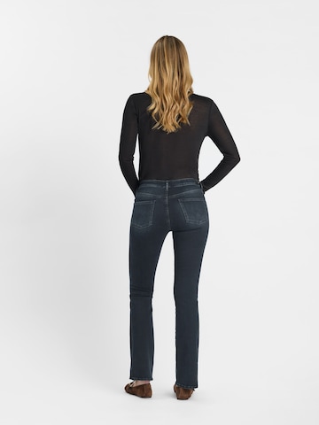 Le Temps Des Cerises Bootcut Jeans in Blau