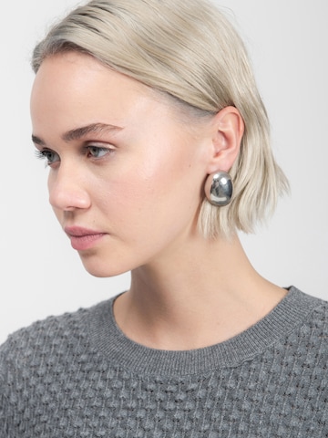 Influencer Sweater in Grey