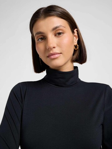 Lee Shirt 'Ls Turtle Neck' in Black