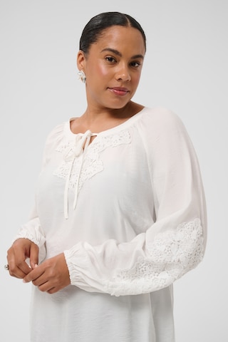 KAFFE CURVE Blouse 'Nioma' in Wit