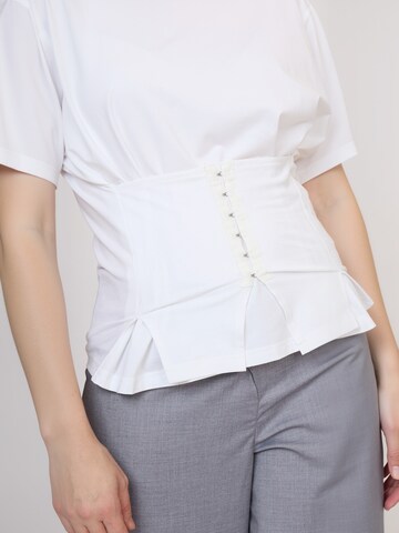 Résumé Top ' OtiliaRS ' in White: front