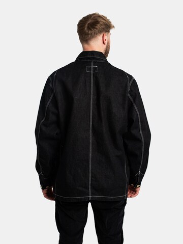 Carhartt WIP Between-Season Jacket 'Chore' in Black