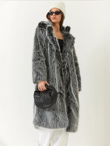 Manteau d’hiver Bianco Lucci en noir