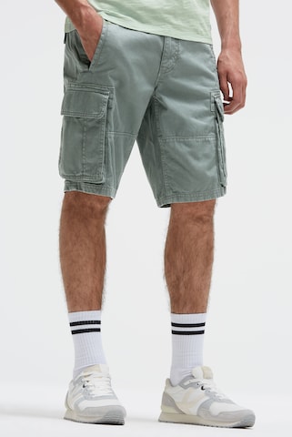 CAMP DAVID Regular Cargo Pants in Green