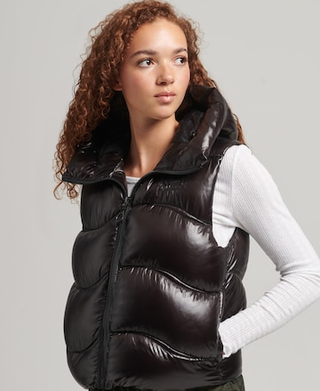 Gilet Superdry en noir : devant