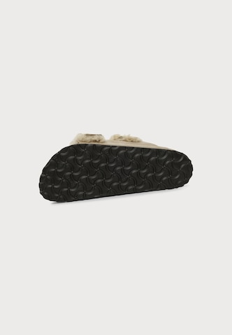 BIRKENSTOCK Чехли 'Arizona' в кафяво