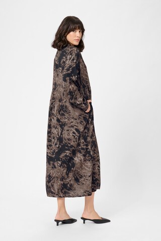 Robe 'KAjamie' Kaffe en marron
