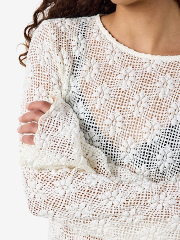 Noisy may Shirt 'NMRILEY' in White