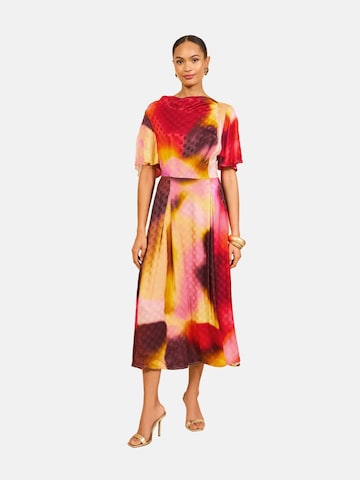 love & roses Jurk in Roze: voorkant
