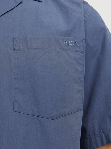 R.D.D. ROYAL DENIM DIVISION Regular fit Button Up Shirt in Blue