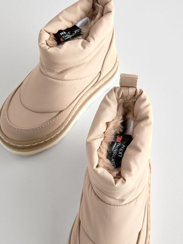 Next Snowboots in Beige