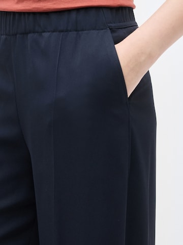 BOSS Широкий Плиссированные брюки 'Tajila' в Синий