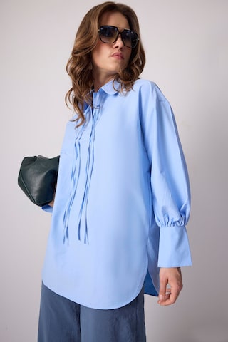 Tunique Touche Prive en bleu : devant