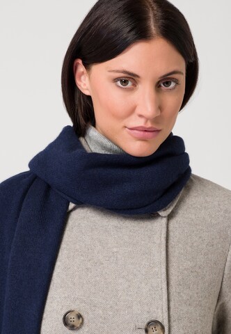 Style Republic Scarf in Blue: front