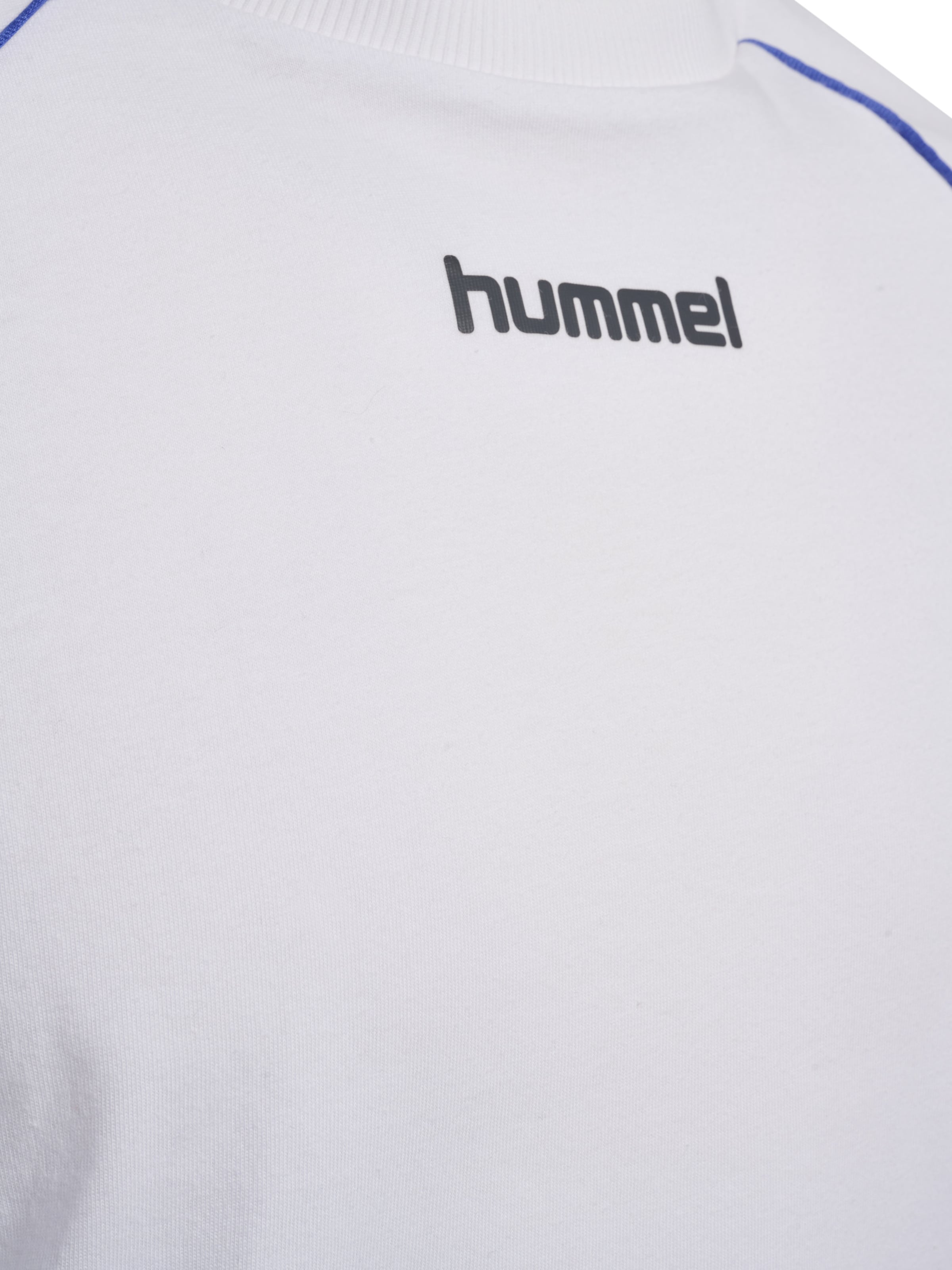 Hummel Performance shirt in White