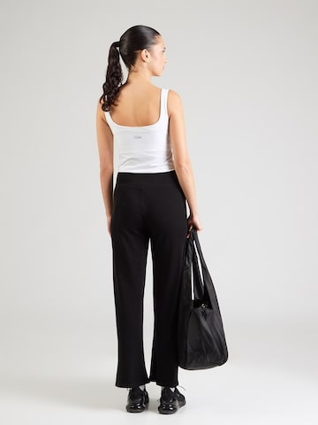 Aim'n tavaline Spordipüksid, värv must