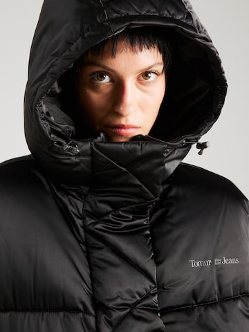 Tommy Jeans - Abrigo de invierno en negro
