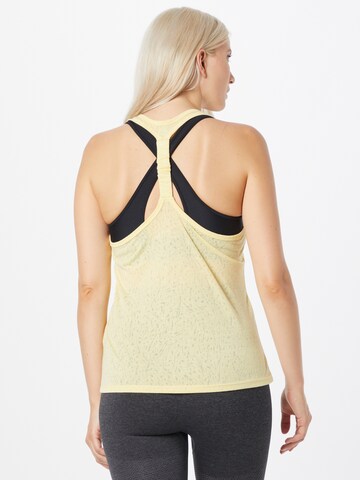 Marika Sporttop in Gelb