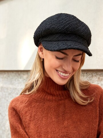 Next Beanie in Grey