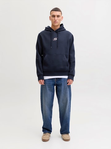 JACK & JONES Sweatshirt i blå