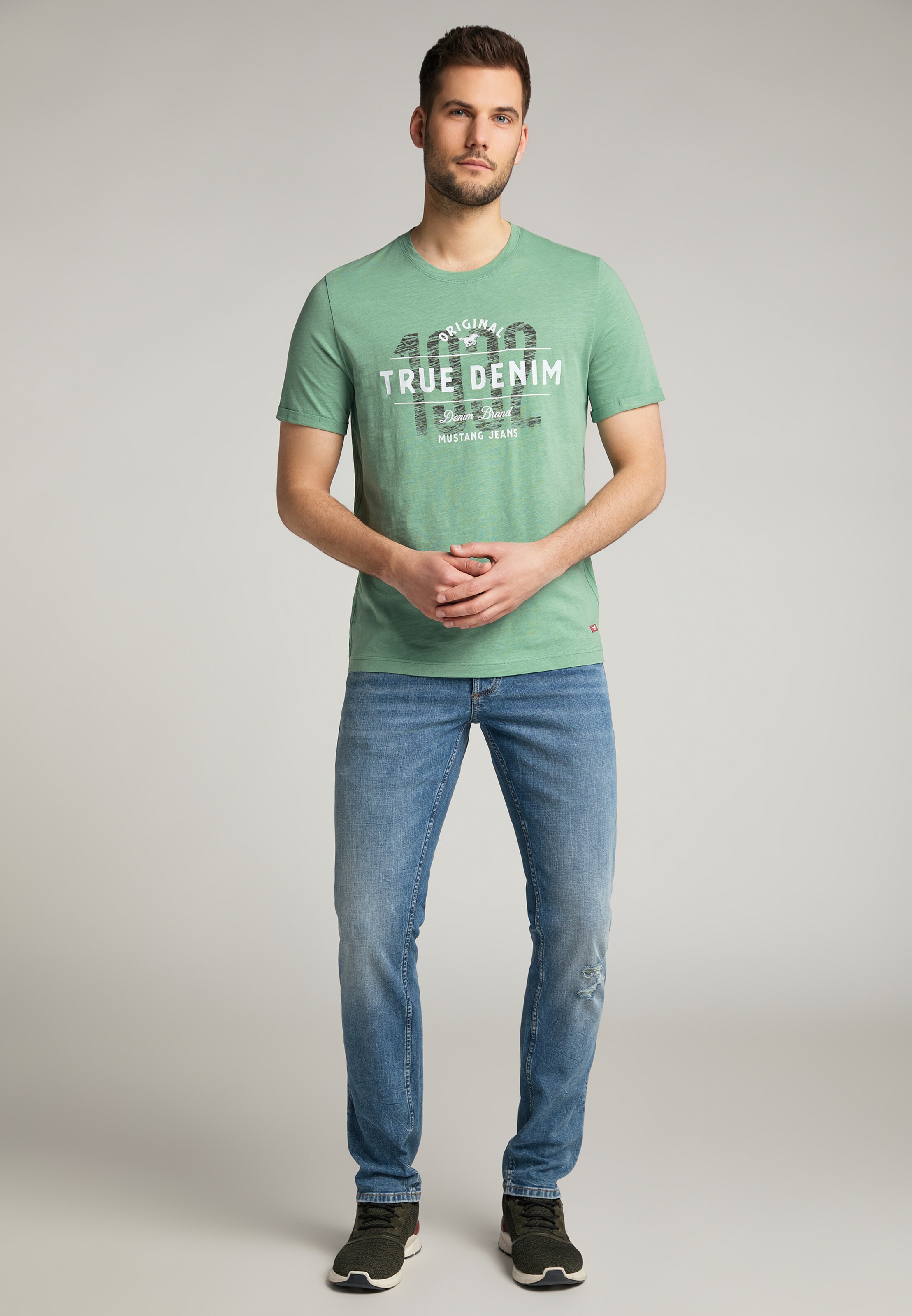 Männer Große Größen MUSTANG Shirt in Grün - UT92072 Männer Große Größen MUSTANG Shirt in Grün - UT92072