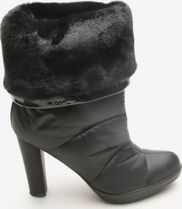 Calvin Klein Dress Boots in 39 in Black: front