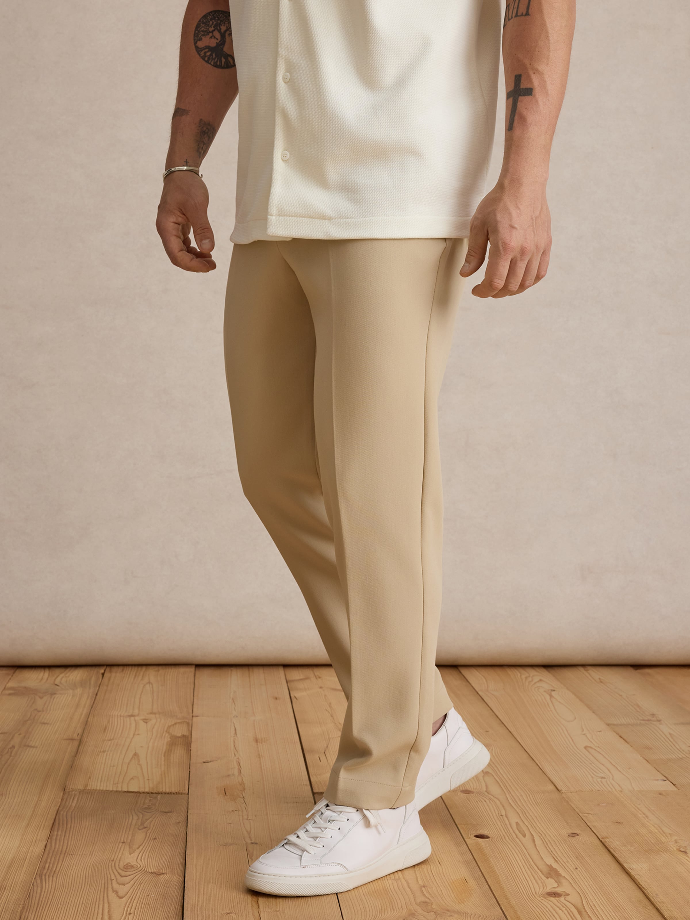 DAN FOX APPAREL Regular Pleated Pants 'Justus' in Beige | ABOUT YOU