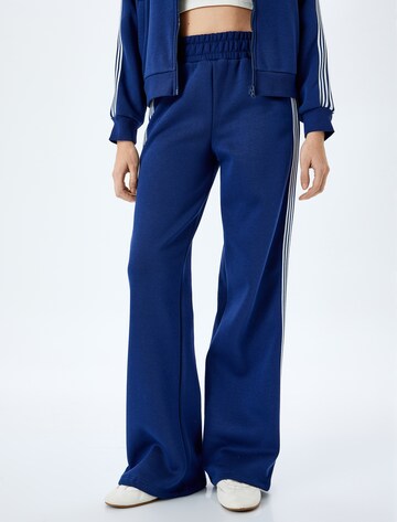 Koton Wide leg Pants in Blue: front