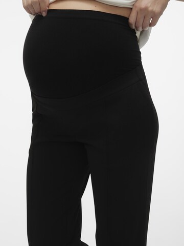 MAMALICIOUS Široke hlačnice Hlače 'LAILA' | črna barva