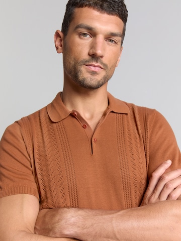 No Excess Poloshirt in Braun