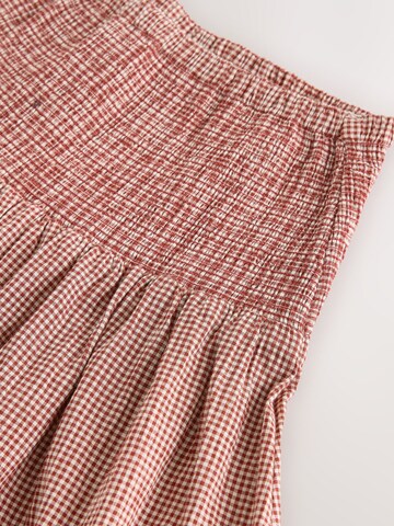 Next Krilo | rjava barva