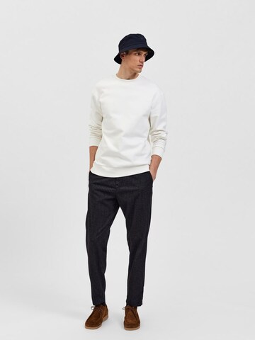 SELECTED HOMME Tapered Chino trousers 'YORK' in Grey