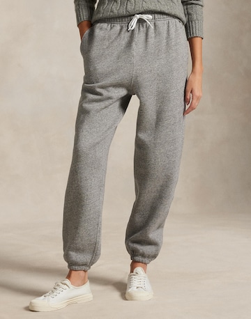 Polo Ralph Lauren Tapered Housut 'ARCTIC ' värissä harmaa: etupuoli