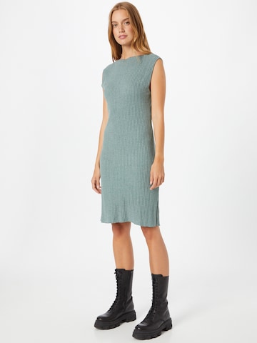 NU-IN Knitted dress in Green