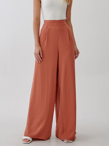 Wide Leg Pantalon 'FIONA' Tussah en rouge : devant