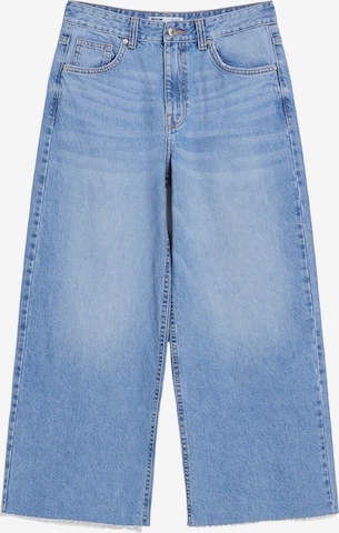 Bershka Jeans in Blue: front