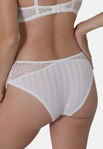 sassa Broekje in Beige
