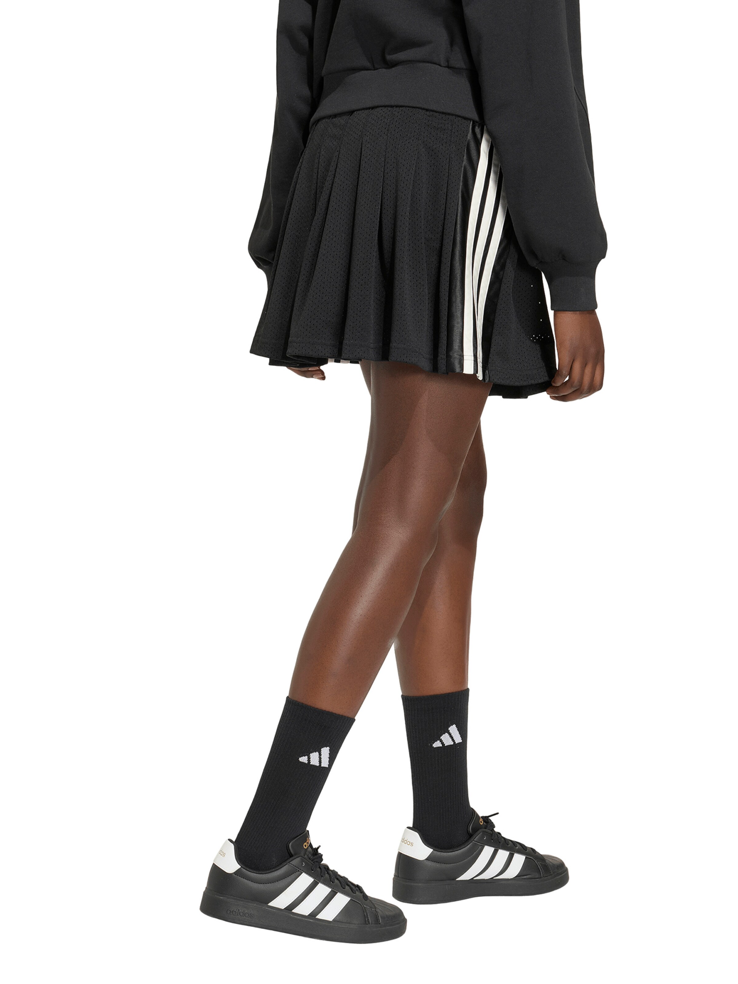 ADIDAS SPORTSWEAR Urheiluhame 'Stadium' värissä musta