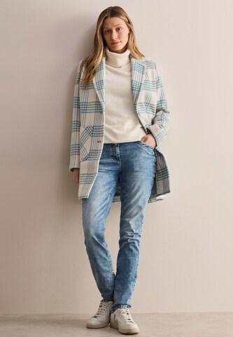 CECIL Between-Seasons Coat in Green: front