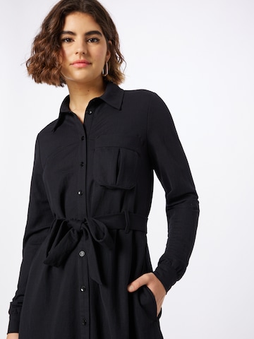 Rochie tip bluză de la ESPRIT pe negru