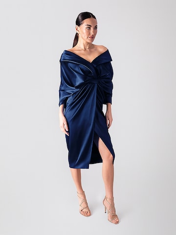 Abito da sera di acob a porter in blu: frontale