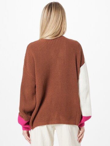 In The Style Knit cardigan 'Olivia' in Brown