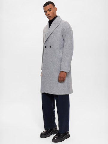 Antioch Between-seasons coat in Grey