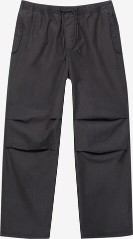 Pull&Bear Regular Pants in Grey: front