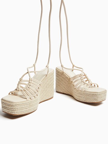 Sandalo di Bershka in beige