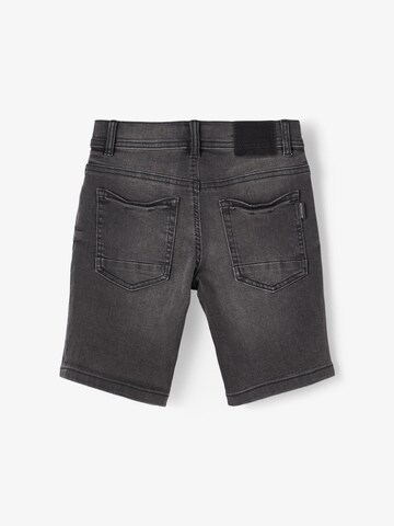 NAME IT Regular Shorts 'Ryan' in Schwarz