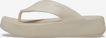 Crocs Avonaiset kengät 'Getaway' värissä valkoinen: etupuoli