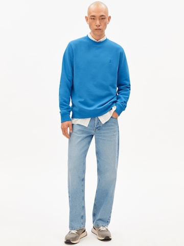 ARMEDANGELS Sweatshirt in Blue