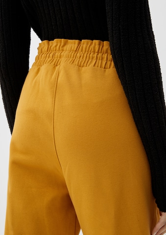 QS Regular Pants in Yellow