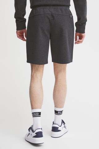 Regular Pantalon !Solid en gris